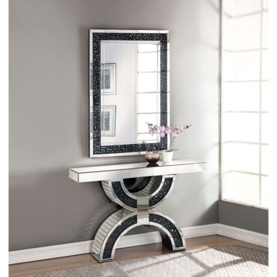 Noor Accent Table - Image 2